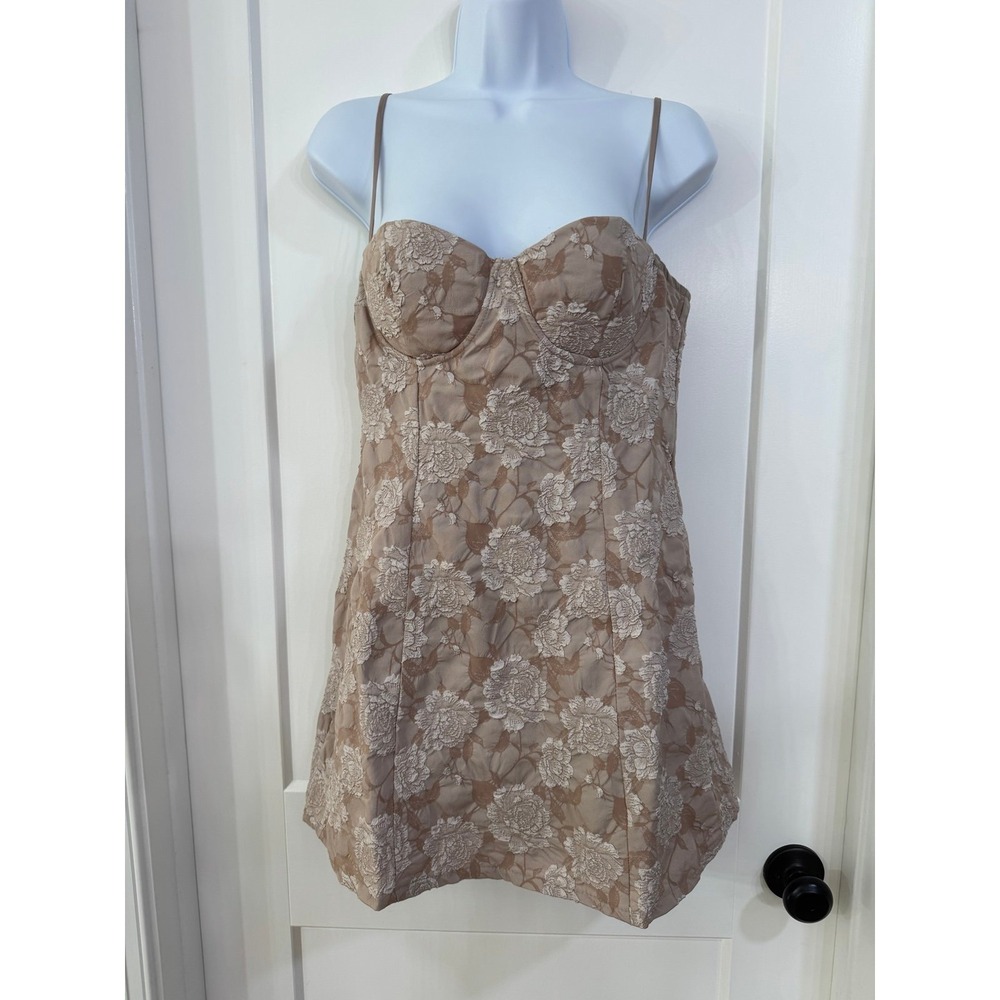 Windsor Gorgeous Charm Floral Jacquard Mini Dress‎